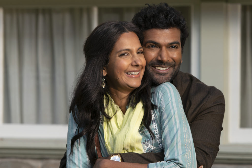 Poorna Jagannathan and Sendhil Ramamurthy in Netflix's Never Have I Ever.